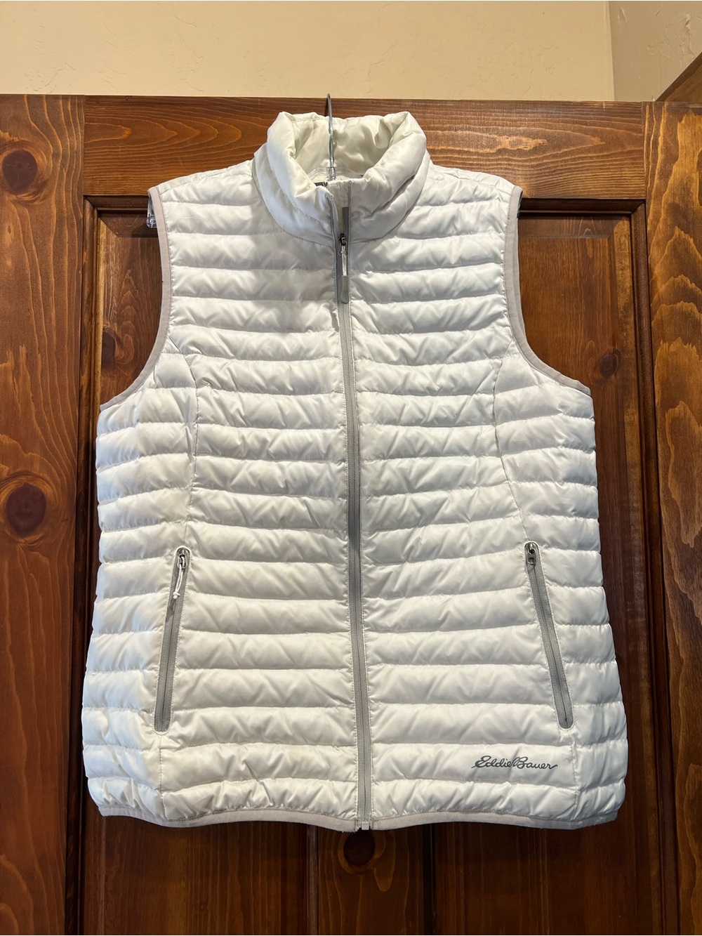 Women’s Eddie Bauer White Down Vest 700 fill